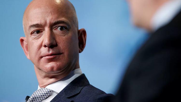 <p>3 - Jeff Bezos / ABD<br />
</p>
<p>- 196,3 milyar dolar</p>
<ul>
</ul>