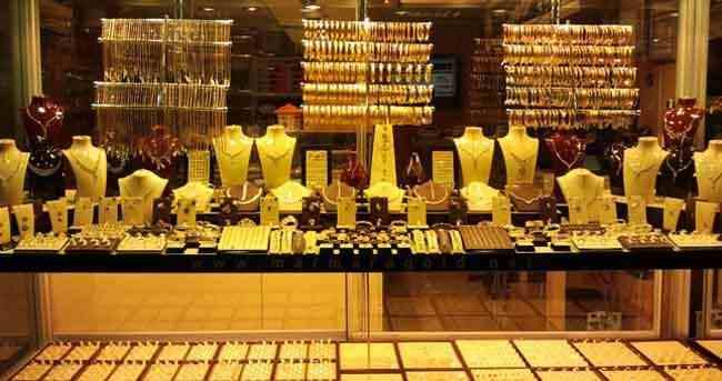 <p>Gayrimenkullerini satanların da altına yatırım yaptığına dikkat &ccedil;eken İnanoğlu, <strong>"&Ccedil;&uuml;nk&uuml; altın 2023 yılında yaklaşık y&uuml;zde 146 civarında getiri sağladı.</strong></p>
