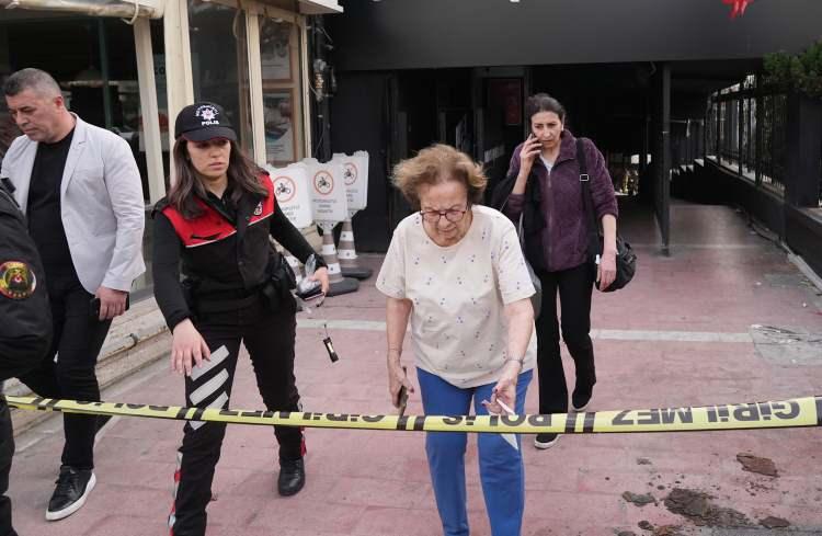 <p><span style="color:#FF0000"><strong>2 GRUP AYNI ANDA &Ccedil;ALIŞTI</strong></span></p>

<p>&nbsp;</p>
