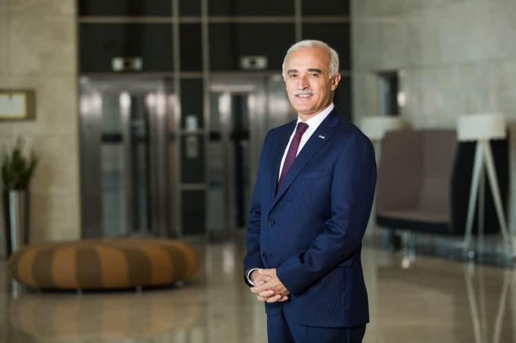 <p>Olpak açıklamasında şunları ifade etti: “Yerel seçimlerde milletimiz sandık başına gitti, vatandaşlarımız yine ülkemize yakışır demokratik bir ortamda özgürce oylarını kullandılar. Bu vesileyle yerel seçim sonuçlarının ülkemiz ve milletimiz adına hayırlı olmasını diliyorum. Seçilen Belediye Başkanlarını tebrik ediyor, seçildikleri bölgelerde güzel çalışmalar yapmalarını diliyorum</p>

<p> </p>

<p>Artık önümüzde seçim gündemini geride bıraktığımız çok önemli bir süreç var. Türk iş dünyası temsilcileri olarak gayemiz; her zaman olduğu gibi ülkemizin kalkınmasına ve refahına katkı sunmak için daha fazla çalışmak, yarınlarımız için daha fazla katma değer üretmek olacak. Bu süreçte, başta enflasyonla mücadele olmak üzere, yapısal reformlar dahil atılacak tüm adımların bir an önce ve kararlılıkla yapılması geleceğimiz için çok önemli.</p>
