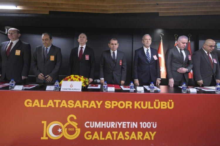 <p>GALATASARAY'DAN BAŞVURU<br />
<br />
17 Kasım: Galatasaray Kulübü TFF’ye başvurarak maçın Türkiye’ye alınmasını talep etti.</p>