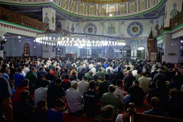 <p><strong>OSMANİYE</strong></p>

<p>Osmaniye'de Kadir Gecesi dolayısıyla Zafer Camii'nde program düzenlendi. </p>
