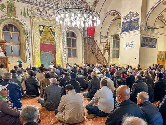 <p><strong>UŞAK</strong></p>

<p>Uşak'ta Kadir Gecesi dolayısıyla Ulu Cami'de program düzenlendi. </p>
