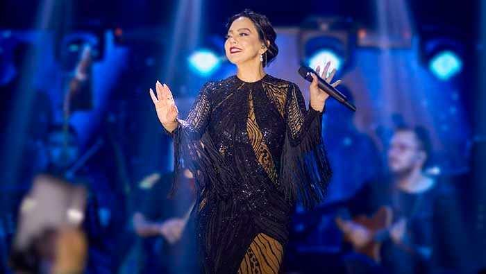 <p><strong>EBRU GÜNDEŞ</strong></p>

<p>Kıbrıs, Antalya</p>

<p><span style="color:#4B0082"><em>7 MİLYON TL</em></span></p>
