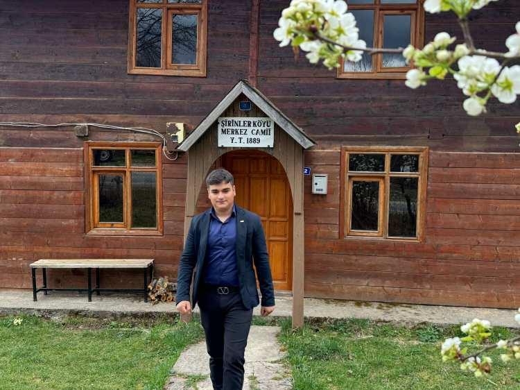 <p>Ben 35 oy alarak seçimleri kazandım. Şu anda köyümüzde bulunan eksikleri tespit ederek, devletimizden ihtiyacımız kadar yardım isteyeceğiz. Şu anda yol ve mezarlığımıza köprü projem var. </p>
