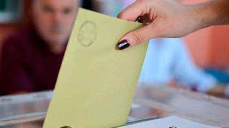 <p>İl Seçim Kurulu, Yeniden Refah Partisinin Siverek ilçesindeki seçim sonuçlarına yaptığı itirazı değerlendirdi.</p>
