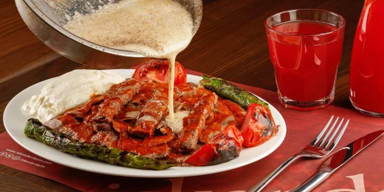 <p>6. İskender Kebap (Türkiye)</p>
