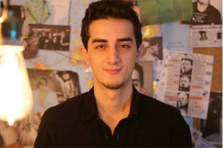 <p>Ruhi Çenet'in 8,5 milyon aboneli hesabı çalındı. Yaşadığı olayla şoke olan Ruhi Çenet bu açıklamayı Instagram hesabından yaptı.</p>

<p> </p>
