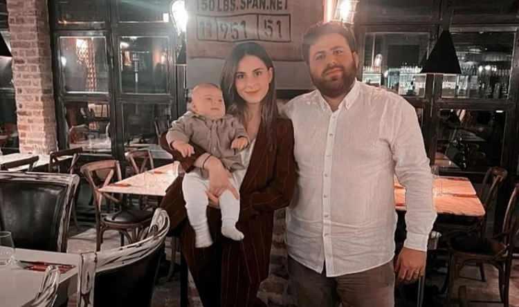 <p>Bir kez daha adalet çağrısı yapan baba Özer Aci, "Ne olurdu çocuğu oradan oraya sürüklemeyip getirip adalete teslim etseydiler. Ailesi, 'Bu çocuğun bir eğitim hayatı var, yapmış bir hata, cahildir' deyip bizim acımızı neden paylaşmadı. Nereye kadar kaçacaklar. Biz takdiri ilahiye inanan insanlarız, oğlumun vadesi oraya kadarmış ama sonrasında yaşananlar vahşet, insanlık dışı davranışlar. Bu kibirle nereye kadar gidecekler. Kibir para, kibir para... Kibrinizde boğulun, paranız batsın" dedi.</p>
<p> </p>