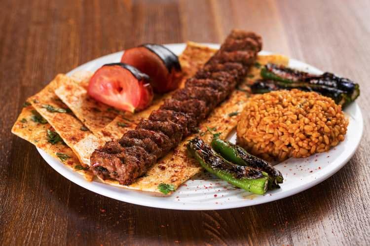 <p><strong>4. Adana Kebap</strong></p>
<p>Türkiye</p>