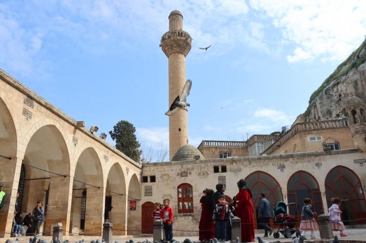 <p>Adana: 06.41</p>