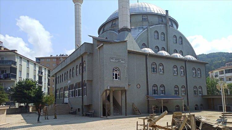 <p>Edirne: 07.13</p>