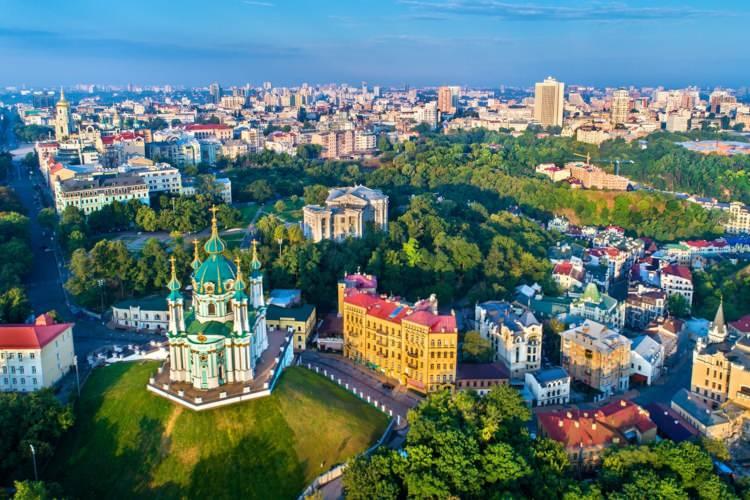 <p><span style="color:#B22222"><strong>3)&nbsp; UKRAYNA</strong></span></p>
