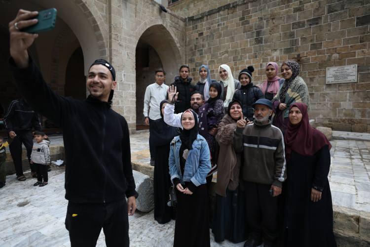 <p>GAZZE'DE BAYRAM NAMAZI</p>