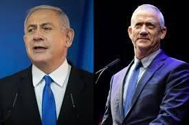 <p>Netanyahu ise erken seçimin İsrail'i felce uğratacağını belirtiyor. 29 Şubat’ta düzenlediği basın toplantısında "zafere bu kadar yaklaşmışken erken seçimin ulusal birliğe darbe vuracağını" dile getiren Netanyahu, esir takasına ilişkin durumlarda da Hamas’ı suçluyor. Hamas ve İsrail arasında gerçekleşen esir takası müzakerelerinde anlaşma sağlanamıyor.</p>