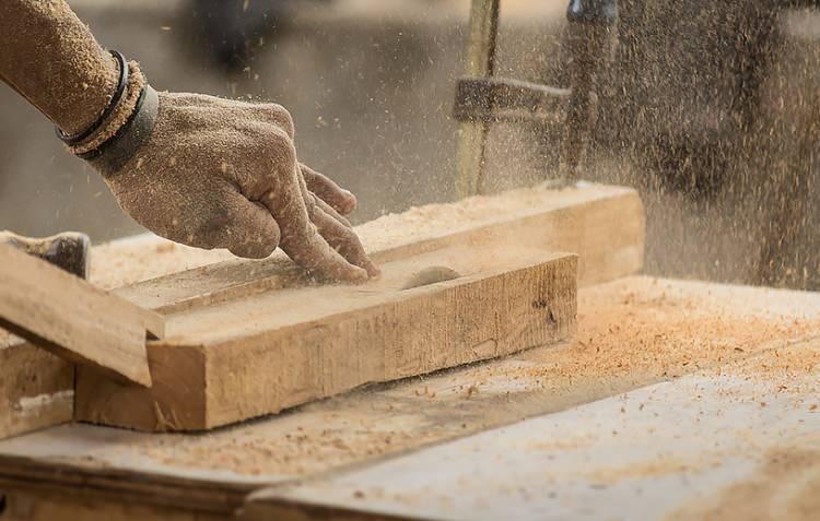 <p>9- Ahşap mobilya imalat&ccedil;ısı</p>
