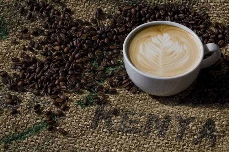 <p>Kahve siparişlerinde en çok Latte, tatlıda ise Profiterol öne çıktı.</p>