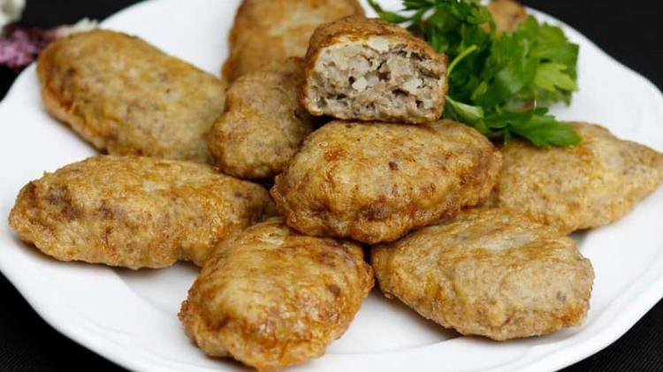 <p>Kadınbudu köfte</p>

<p>İzmir</p>
