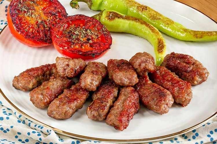 <p>İnegöl köfte</p>
<p>İnegöl</p>