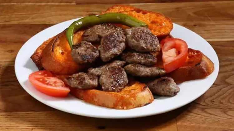 <p>Islama köfte</p>
<p>Adapazarı</p>