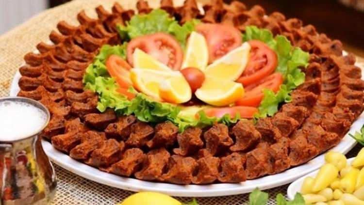 <p>Çiğ köfte</p>

<p>Şanlıurfa</p>
