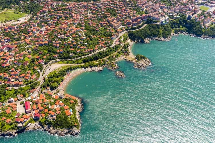 <p><strong>ZONGULDAK</strong></p>

<p>Kadınlarda ortalama yaşam s&uuml;resi: 81,0</p>

<p>Erkeklerde ortalama yaşam s&uuml;resi: 75,5</p>

<p>Ortalama: 78,2</p>
