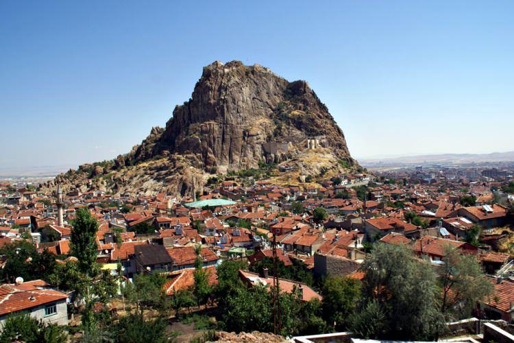 <p><strong>AFYONKARAHİSAR</strong></p>
<p>Kadınlarda ortalama yaşam süresi: 81,7</p>
<p>Erkeklerde ortalama yaşam süresi: 76,9</p>
<p>Ortalama: 79,3</p>