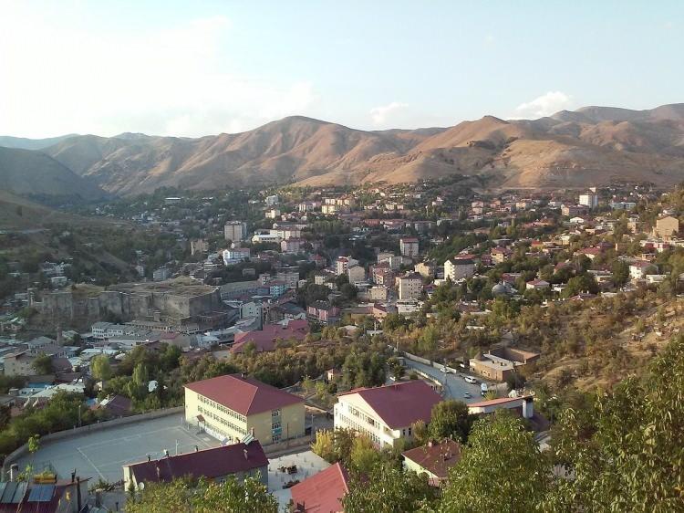 <p><strong>76- Bitlis</strong></p>
<p><strong>95.96</strong></p>