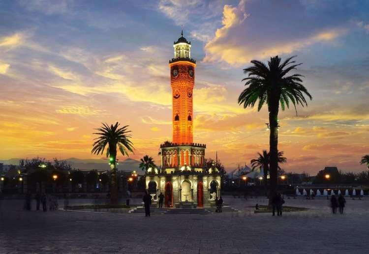 <p><strong>3- İzmir</strong></p>

<p><strong>104.51</strong></p>
