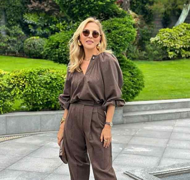 <p>Arzu Sabancı, <strong><em>"Hepinizin bayramını en içten duygularımla kutlar, sağlık, mutluluk, neşe dolu, daha nicelerini, ailenizle ve tüm sevdiklerinizle birlikte geçirmenizi dilerim."</em></strong> mesajını yayınladı.</p>
