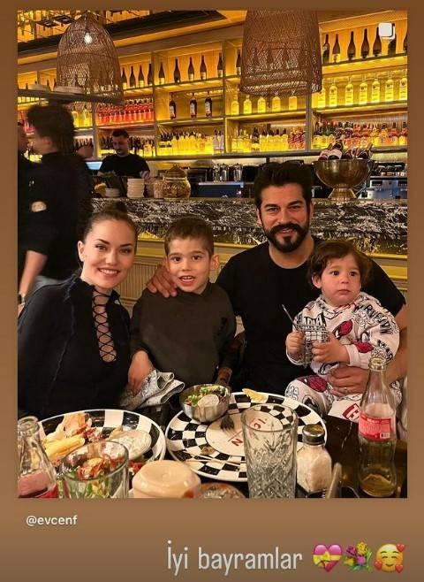 <p><strong>Fahriye Evcen - Burak Özçivit</strong></p>