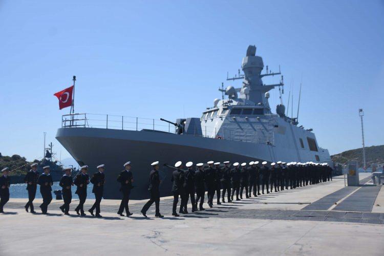 <p><em><strong>Modern Türkiye Cumhuriyeti'nin, Türk Deniz Kuvvetleri'nin tanıtımını yapacak, vatan, bayrak, Atatürk ve deniz aşkıyla şanlı bayrağımızı dalgalandıracağız. Türk bahriyesinin geldiği noktayı ve sahip olduğu imkan kabiliyetleri sergileyeceğiz."</strong></em></p>