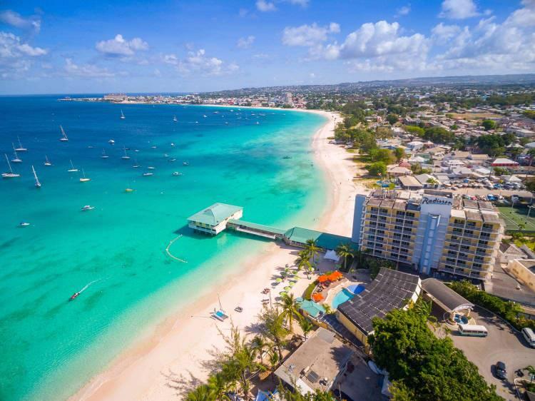 <p><strong>BARBADOS</strong></p>
<p>180 gün vizesiz</p>