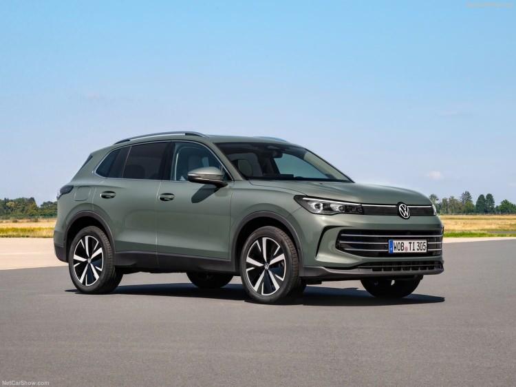 <p>Yeni Tiguan 1.5 eTSI ACT 150 PS DSG R-Line<br />
<br />
2.570.000 TL</p>
