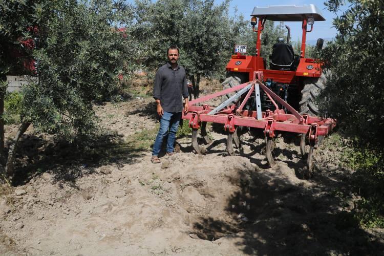 <p> Kontrollerde; altınların 22 adet olduğu ve Bizans dönemine ait sikkeler oldukları ortaya çıktı. Sikkeler, müze müdürlüğü ekipleri tarafından teslim alınarak koruma altına alındı.</p>
