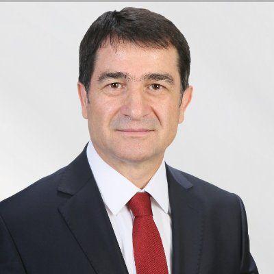 <p>Ekonomik ve Sosyal Politikalardan Sorumlu Genel Başkan Yardımcısı Faruk Aksu</p>