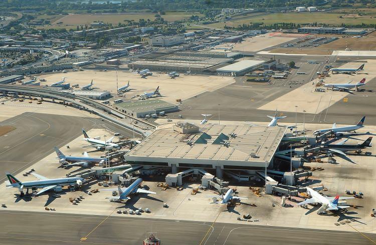 <p>Rome Fiumicino Havalimanı</p>
