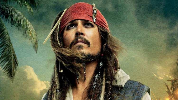 <p>Davanın Depp'in lehine bitmesinin ardından Disney'in ünlü isme ulaştığı ve Karayip Korsanları'nın devam filmi için harekete geçildiği ortaya çıkmıştı.</p>
