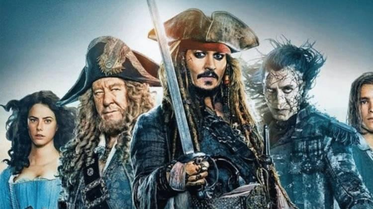 <p><em><strong>"Reboot"</strong></em> yapımlarda oyuncu kadrosu yenilense de orijinal yapımın yıldızları, yeni çekilen filmlerdeki bazı sahnelerde rol alarak sinemaseverlere sürpriz yapabiliyor.</p>