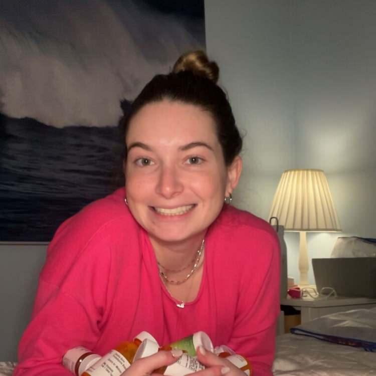 <p>Perişan haldeki kadın, "Duygusaldım, bu benim için çok şaşırtıcıydı" dedi ve 59 yaşındaki annesi Julia'nın da etkilendiğini ekledi. "Duygularını pek göstermyen insanım ama hem ben hem de annem ağlıyorduk."</p>
<p> </p>
<p>İlginç bir şekilde, Cray başlangıçta kronik bir hastalığı olduğu için bir nevi "doğrulandığını" hissetti ve dolayısıyla buna göre yaşaması gerektiğini düşündü.</p>
<p> </p>
