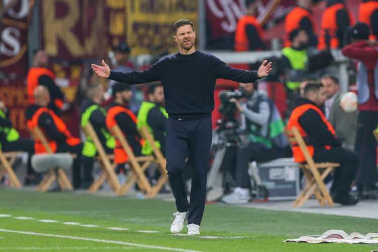 <p><strong>ADI BÜYÜK TAKIMLARLA ANILIYOR</strong><br />
<br />
Xabi Alonso'nun adı şimdiden Avrupa'nın büyük takımlarıyla anılmaya başlandı.</p>