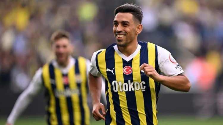 <div>İrfan Can Kahveci - Fenerbahçe</div>

<div> </div>

<div>28 maç - 10 gol</div>
