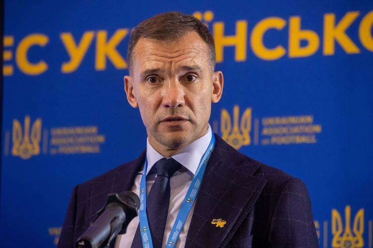 <p><strong>"TEMİZ BİR SAYFA AÇIYORUZ"</strong><br />
<br />
Ukrayna Futbol Federasyonu Başkanı Andriy Shevchenko, dünyada eşi benzeri görülmeyen yalan makinesi sistemiyle alakalı olarak şu görüşleri paylaştı.<br />
<br />
<strong>"Yalan makinesini, hangi hakemlerle çalışabileceğimizi ve hangileriyle çalışamayacağımızı anlamak için daha fazla bilgi edinme fırsatı olarak görüyoruz"<br />
Temiz bir sayfa açıyoruz."</strong></p>