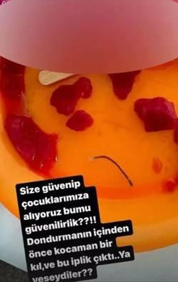 <p><strong>Alişan, "Size güvenip çocuklarımıza alıyoruz, bu mu güvenilirlik? Dondurmanın içinden önce kocaman bir kıl ve bu iplik çıktı... Ya yeseydiler?" ifadelerini de kullandı.</strong></p>

<p> </p>
