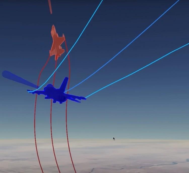 <p><strong>DARPA, internette yayınlanan bir videoda, yapay zeka tarafından işletilen bu simüle F-16'ların insan pilotlara karşı beşte beş yaptığını söyledi.</strong></p>
