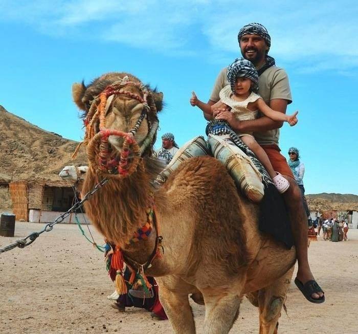 <p><strong>Geçtiğimiz Ramazan Bayramı'nda eşi Buse Varol ve çocuklarıyla birlikte Mısır'a tatile giden Alişan, çekildikleri fotoğraflarla dikkat çekmişti.</strong></p>

<p> </p>
