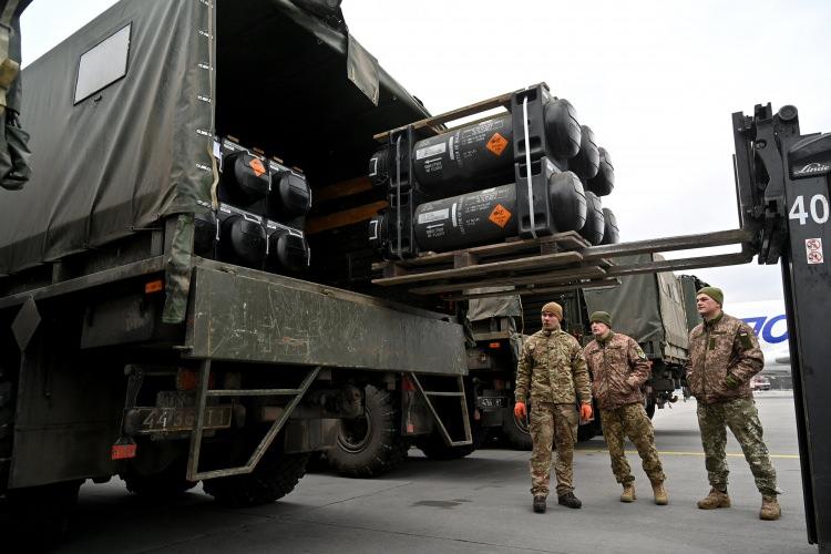 <p>64 milyar 800 milyon dolarla en çok harcama yapan 8'inci ülke olarak gösterilen Ukrayna'nın 2014-2023 döneminde askeri harcamaları yüzde 1270 arttı.</p>
<p> </p>