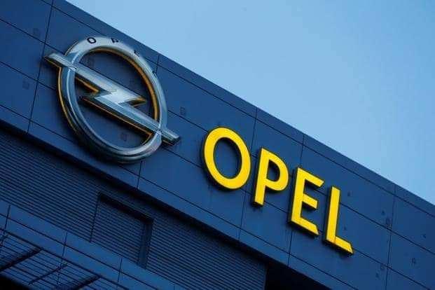 <p><strong><span style="color:#B22222">8) OPEL</span> | 9 BIN 966</strong></p>