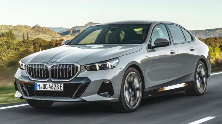 <p>BMW 5 Serisi: 1.254 adet</p>