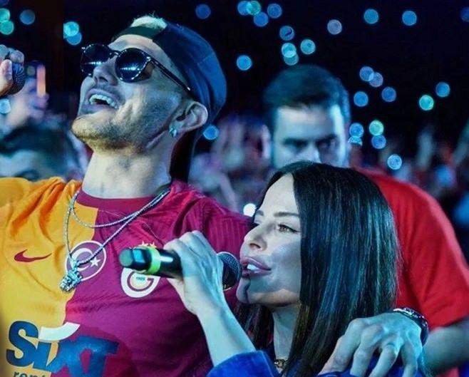 <p>İcardi'nin attığı gollerle özdeşlenen şarkı, Galatasaray'ın sevinç şarkısı haline gelmişti.</p>
